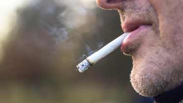 Failure of First-line Cancer Treatment as a Result of Smoking
